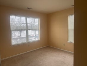 124 Eayrestown Rd, Southampton, NJ for lease Interior Photo- Image 2 of 4