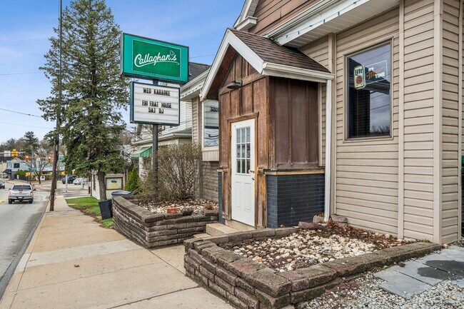 Plus de détails pour 534 S Main St, Greensburg, PA - Commerce de détail à vendre