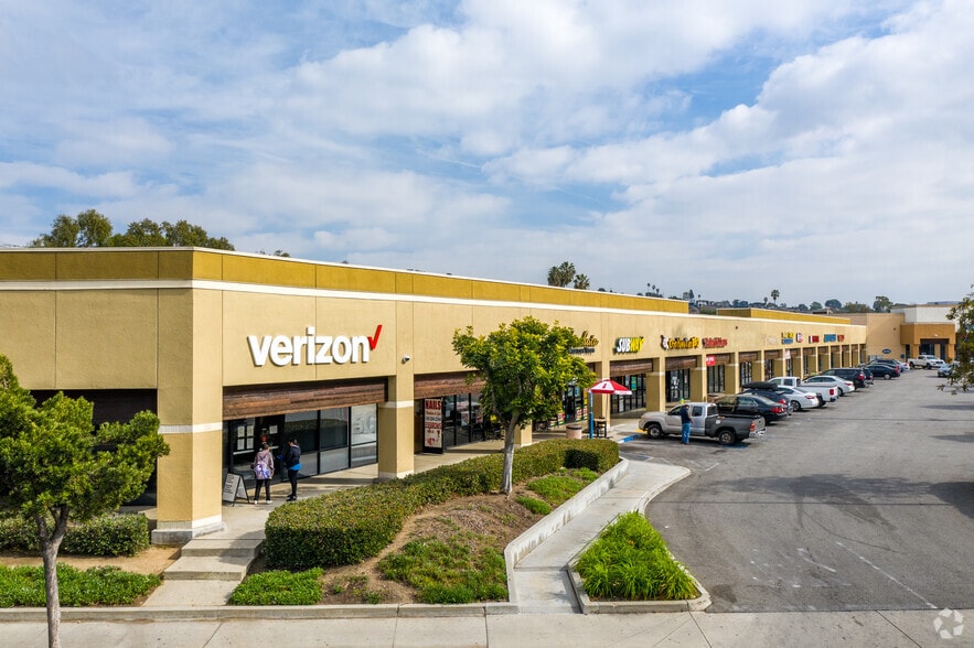 10812-10828 Jefferson Blvd, Culver City, CA for lease - Building Photo - Image 2 of 19