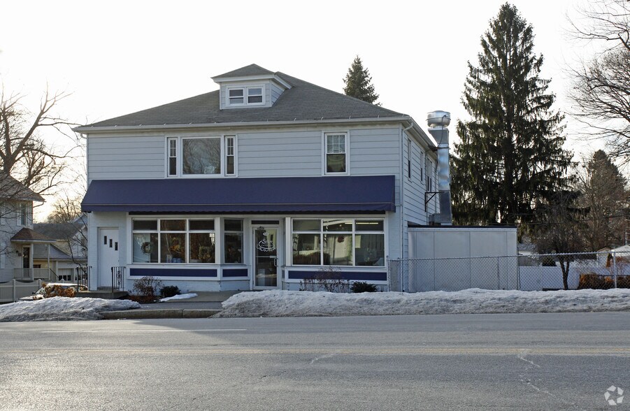 130 Hamilton St, Worcester, MA à louer - Photo du bâtiment - Image 2 de 2