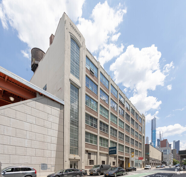 625 W 55th St, New York, NY for lease - Building Photo - Image 1 of 3