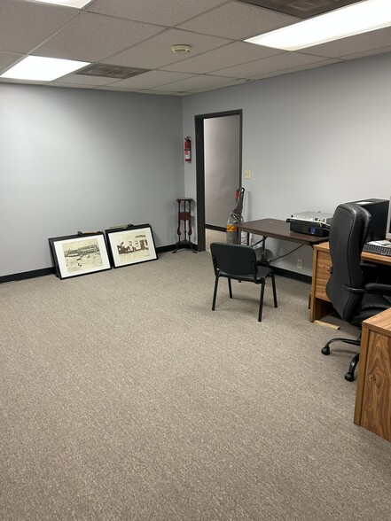 1215-1223 N Tustin Ave, Anaheim, CA for sale - Building Photo - Image 3 of 10