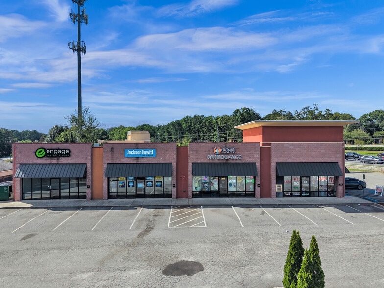 2125 Beaver Ruin Rd, Norcross, GA à louer - Photo du bâtiment - Image 3 de 30