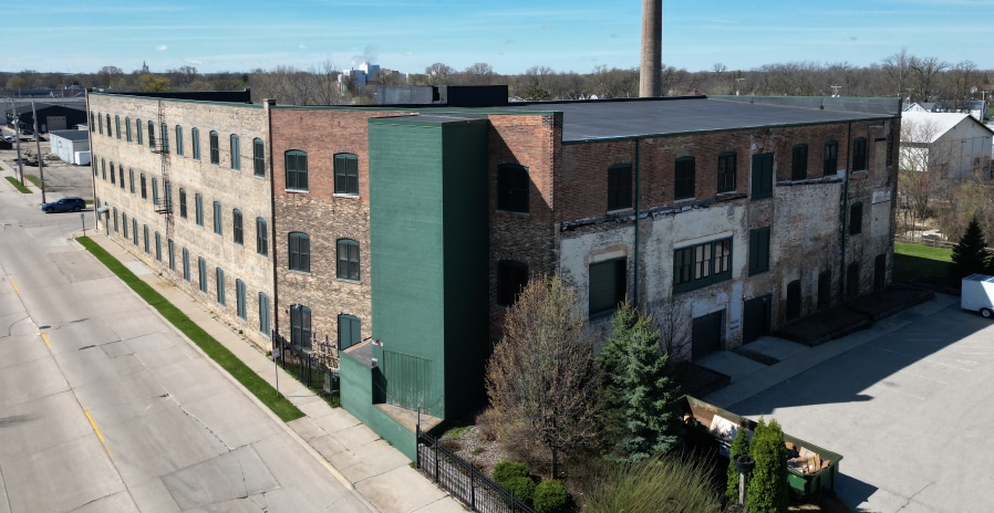 42 S Brooke St, Fond Du Lac, WI for sale Building Photo- Image 1 of 15