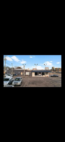 1205 University Ave W, Saint Paul, MN à vendre - Photo du bâtiment - Image 3 de 7