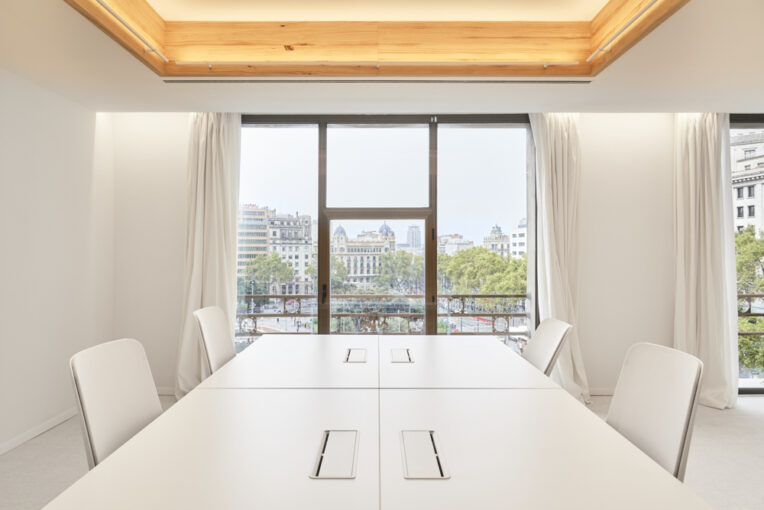 Plaça de Catalunya, 9, Barcelona, Barcelona for lease - Interior Photo - Image 3 of 9