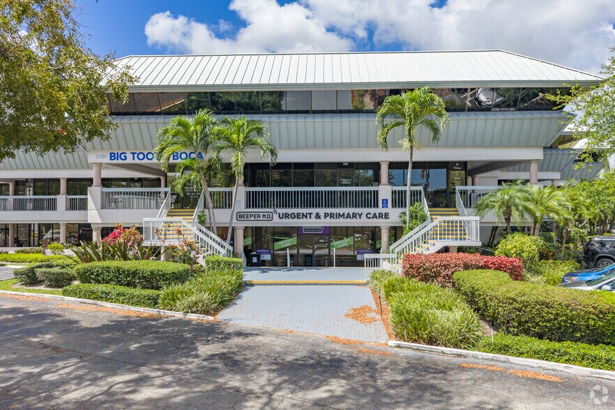 21301 Powerline Rd, Boca Raton, FL à louer - Photo du bâtiment - Image 3 de 9