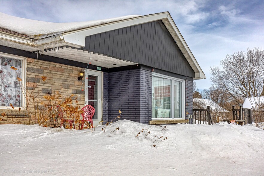 5206-5212 Rue Principale, Saint-Félix-de-Valois, QC for sale - Building Photo - Image 2 of 6