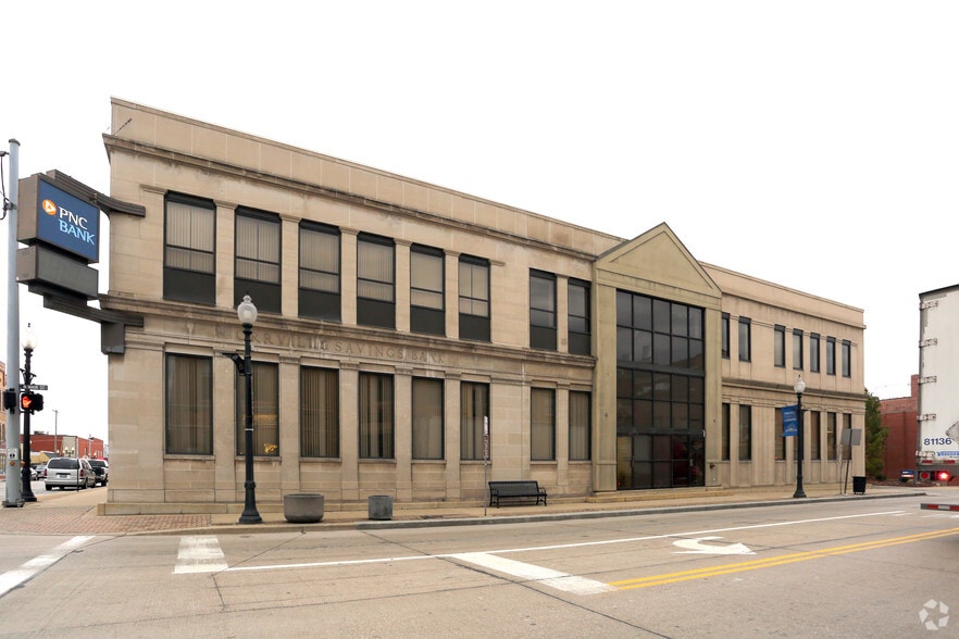 101 W Market St, Orrville, OH for lease - Building Photo - Image 3 of 4
