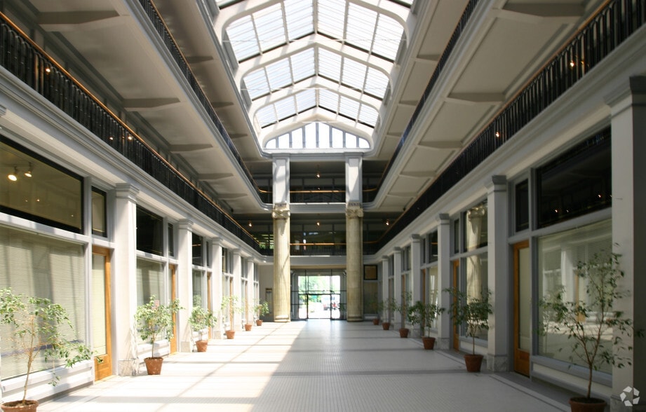 208-214 E Plume St, Norfolk, VA for lease - Interior Photo - Image 3 of 4