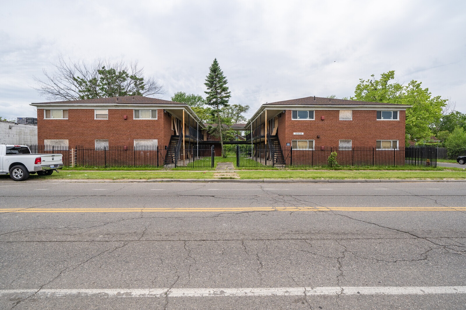 10235 Whittier St, Detroit, MI for sale Primary Photo- Image 1 of 5