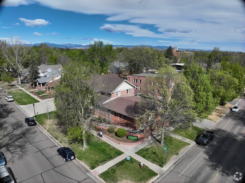 Fully Leased | Longstanding High Revenue portefeuille de 3 propriétés à vendre sur LoopNet.ca - Communauté Matterport - Image 2 de 27