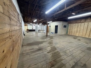 615 E South 1st St, Seneca, SC à louer Photo intérieure- Image 1 de 11