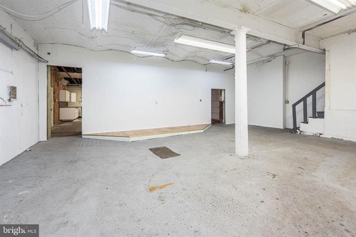 242 S Dean St, Baltimore, MD for lease - Building Photo - Image 2 of 23