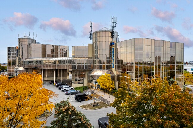 Plus de détails pour 8000 Jane St, Vaughan, ON - Bureau à louer