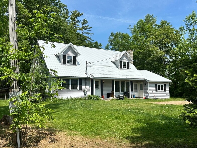 369 School St, Unity, ME à vendre - Photo du bâtiment - Image 3 de 4