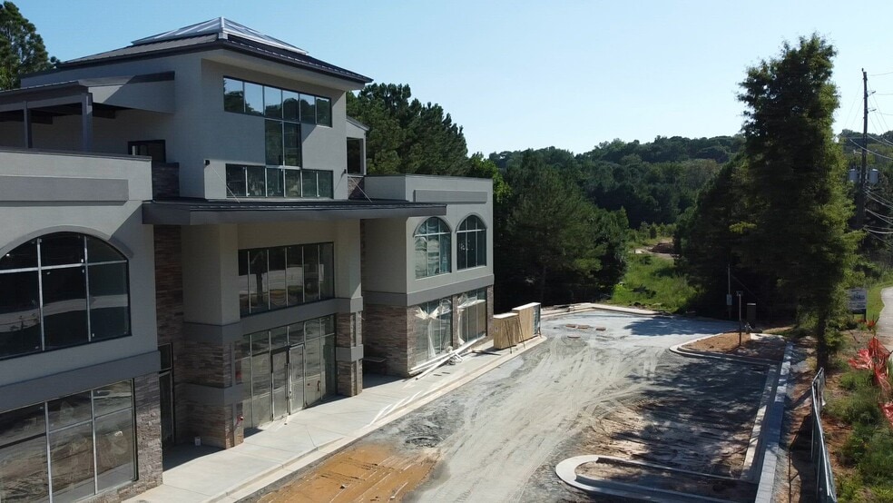 4560 Satellite Blvd, Duluth, GA à louer - Vidéo sur l’inscription commerciale - Image 3 de 7