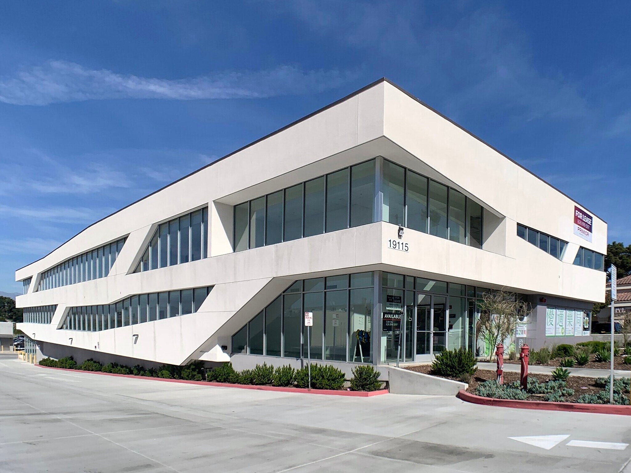 19115-19117 Colima Rd, Rowland Heights, CA à louer Photo du bâtiment- Image 1 de 20