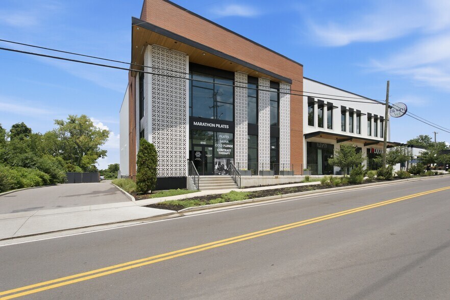 6100 Robertson Ave, Nashville, TN à louer - Photo du bâtiment - Image 2 de 40
