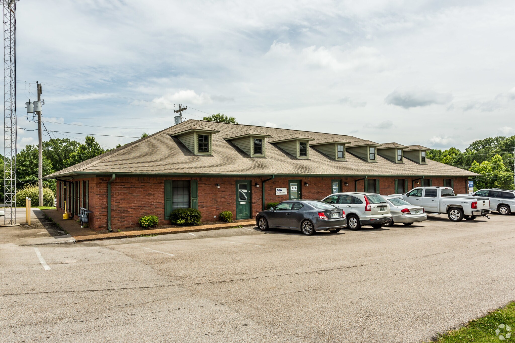 231 Oil Well Rd, Jackson, TN for lease Primary Photo- Image 1 of 5