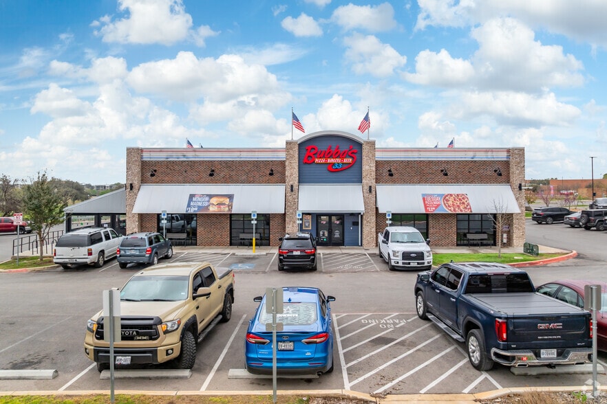 2638 Southeast Military Dr, San Antonio, TX à vendre - Photo du bâtiment - Image 2 de 19
