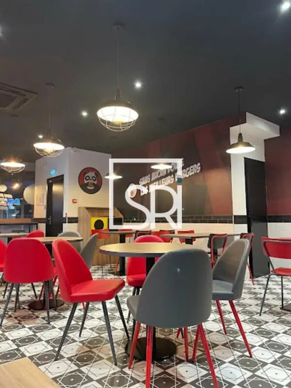 Commerce de détail dans Clermont-Ferrand à vendre Photo du bâtiment- Image 1 de 22