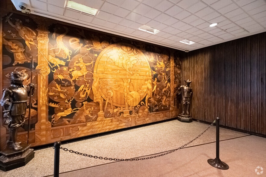 1350-1356 Rue Sherbrooke O, Montréal, QC for lease - Lobby - Image 2 of 5