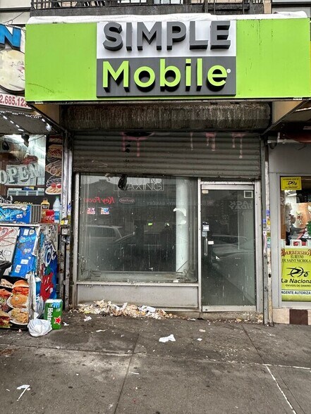 1228 Saint Nicholas Ave, New York, NY à louer - Photo du bâtiment - Image 3 de 3