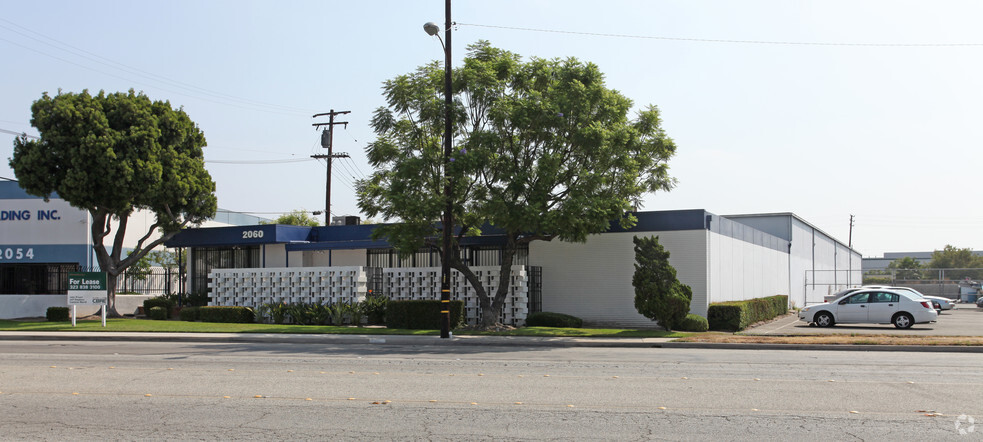 2060 Garfield Ave, Commerce, CA for sale - Primary Photo - Image 1 of 1