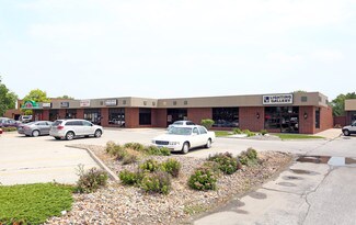 Plus de détails pour 733-761 N Ankeny Blvd, Ankeny, IA - Bureau/Commerce de détail à louer