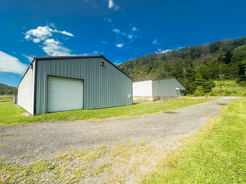 38 Industrial Rd park, Renovo, PA à vendre - Photo du bâtiment - Image 3 de 9
