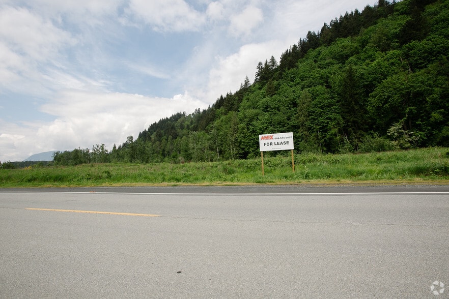 7730 Old Orchard Rd, Chilliwack, BC for lease - Building Photo - Image 3 of 6