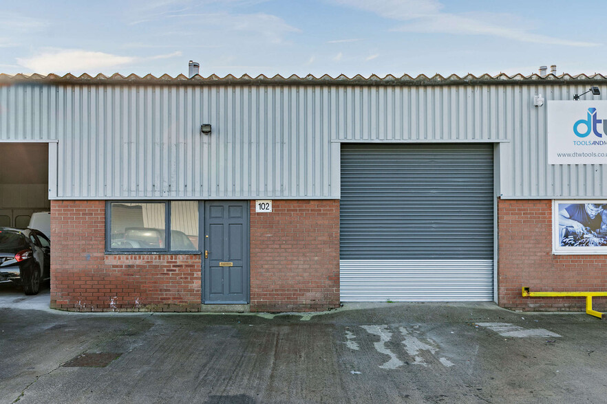 Bradley Ln, Wigan for lease - Building Photo - Image 2 of 23