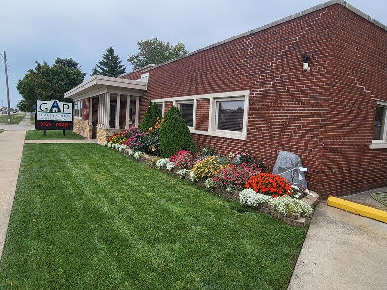 12170 Fort St, Southgate, MI à vendre - Photo du bâtiment - Image 3 de 14