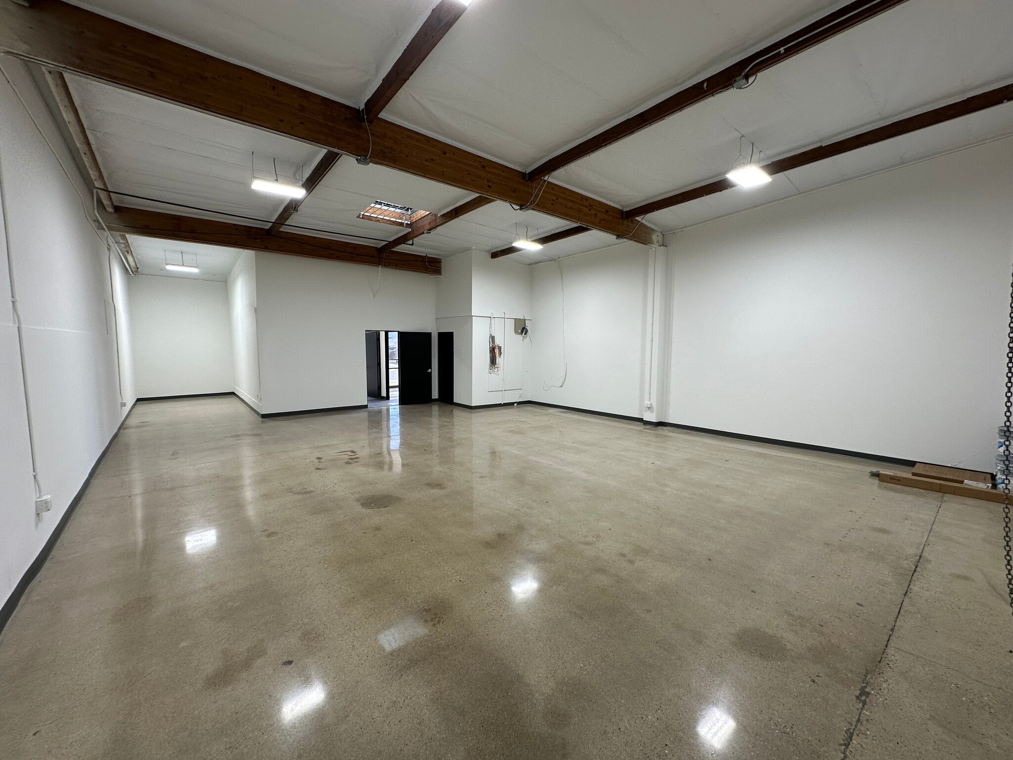 4060 N Palm St, Fullerton, CA à louer Photo intérieure- Image 1 de 9