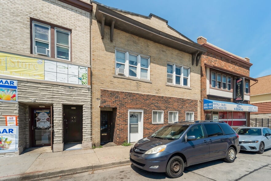 3015 S 13th St, Milwaukee, WI à vendre - Photo du bâtiment - Image 3 de 26