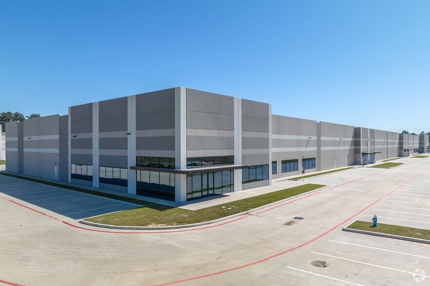 9400 FM 2920, Tomball, TX à louer - Photo du bâtiment - Image 2 de 5