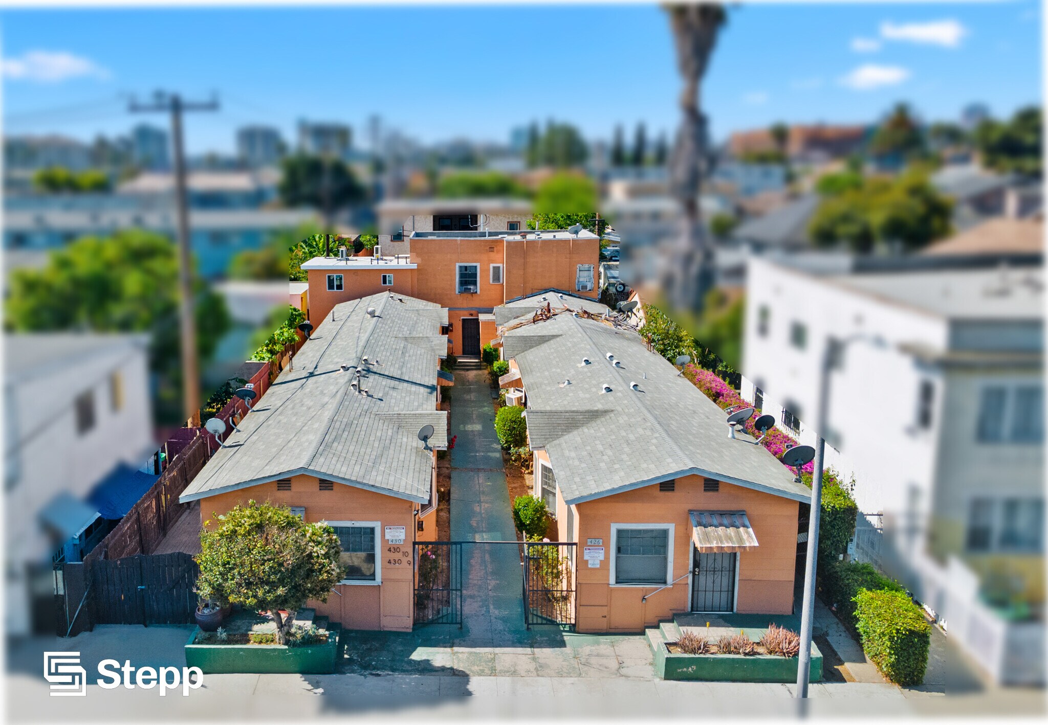 426-430 E 17th St, Long Beach, CA à vendre Photo du bâtiment- Image 1 de 1