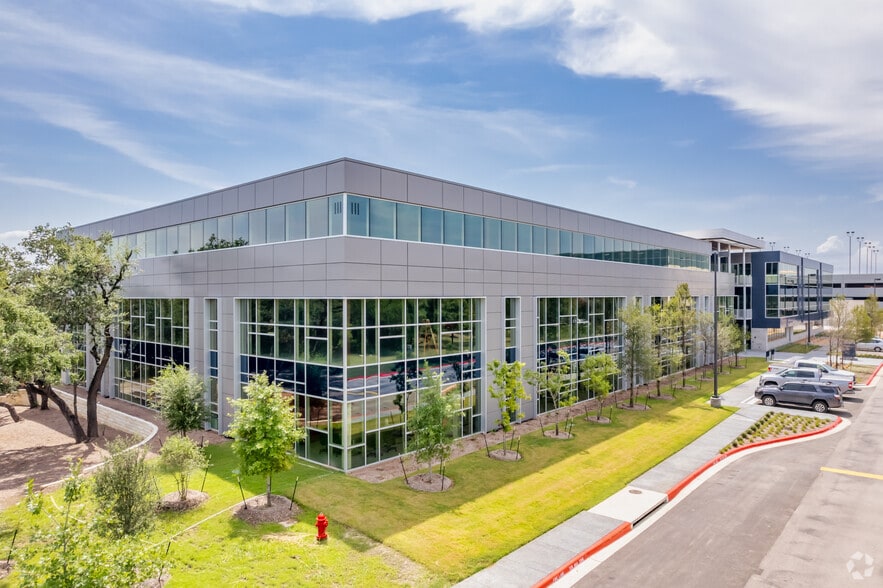 5301 Southwest Pky, Austin, TX for lease - Building Photo - Image 2 of 9