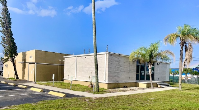 6056 Ulmerton Rd, Clearwater, FL for lease - Building Photo - Image 1 of 9