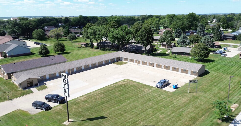 203 SW 7th St, Stuart, IA à vendre - Photo principale - Image 1 de 39