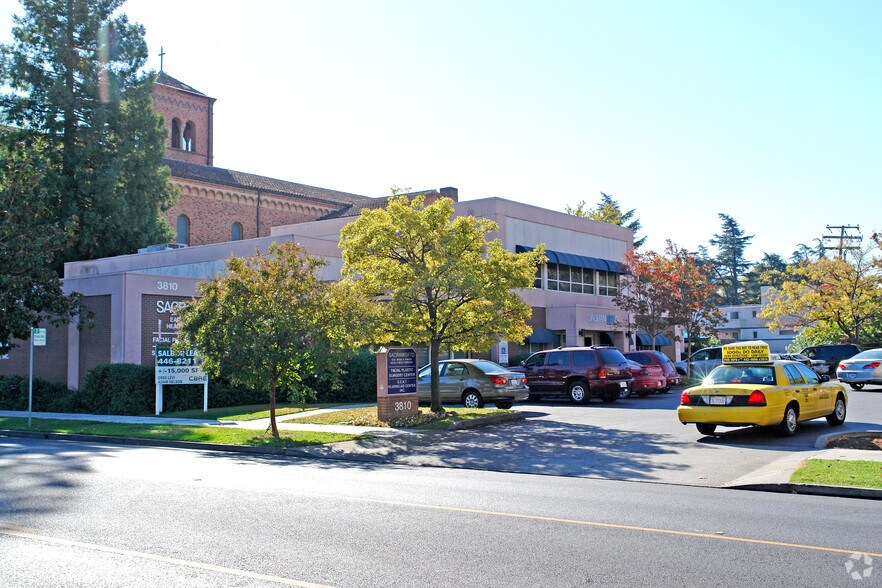 3810 J St, Sacramento, CA à vendre - Photo du bâtiment - Image 2 de 22