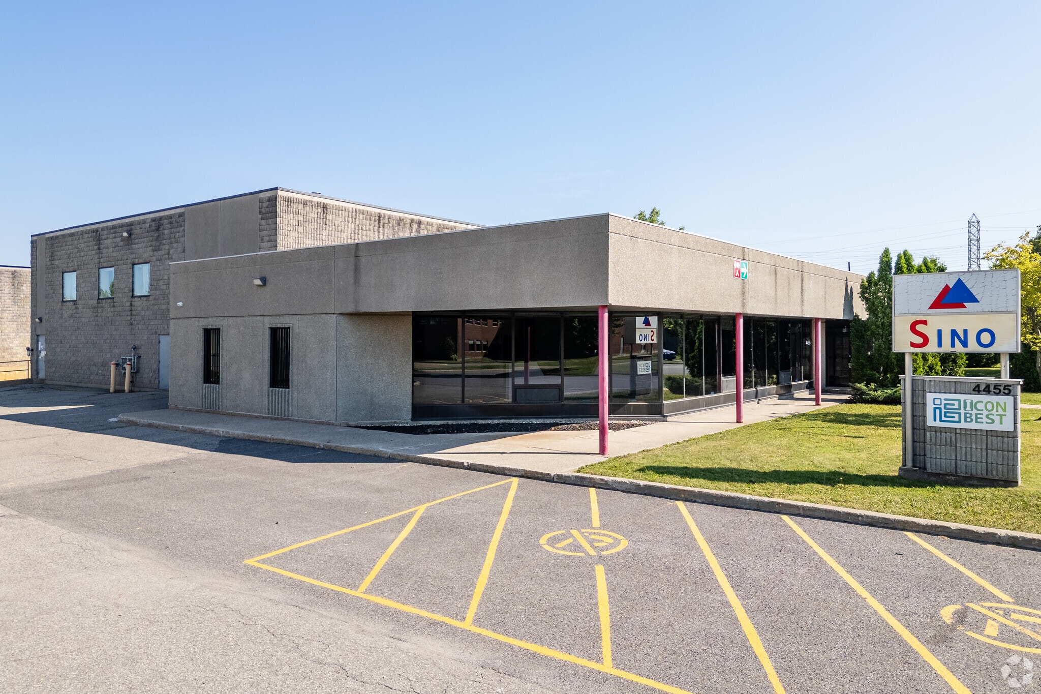 4455 Rue Cousens, Montréal, QC à louer Photo principale- Image 1 de 7