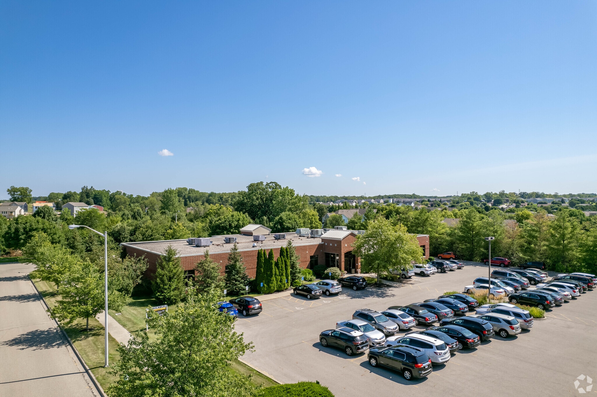 1810 Successful Dr, Fairborn, OH for lease Primary Photo- Image 1 of 19