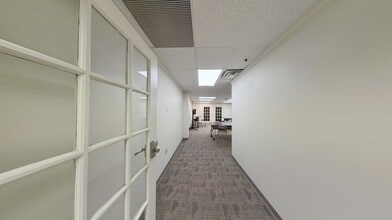 2651 E 21st St, Tulsa, OK for lease Interior Photo- Image 1 of 4