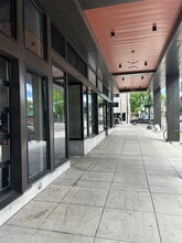 77 NE Grand Ave, Portland, OR for lease Building Photo- Image 1 of 3