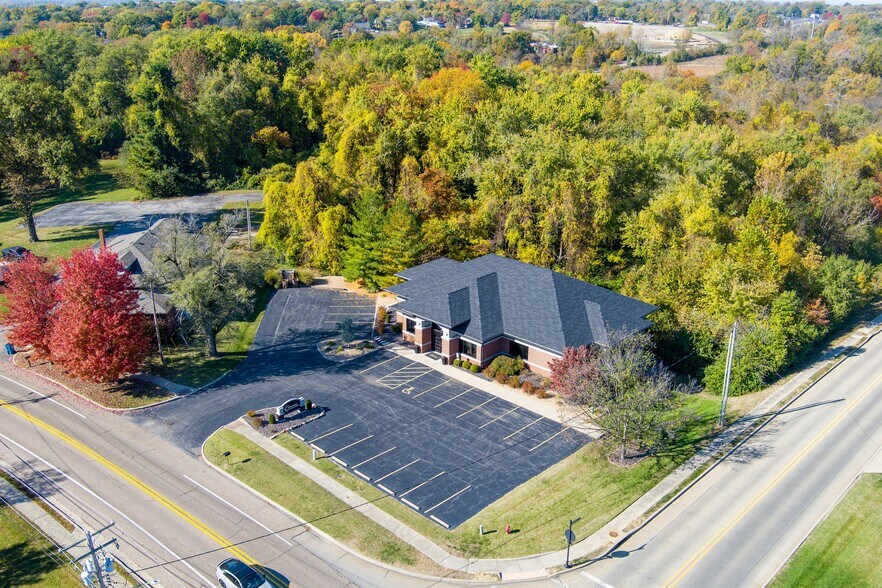 78 S Main St, Glen Carbon, IL for lease - Building Photo - Image 2 of 19