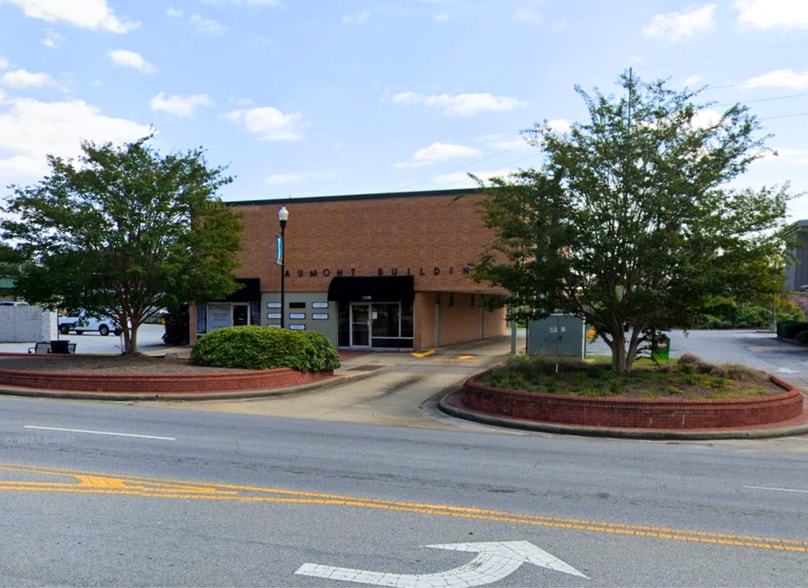 1208 Broad St, Phenix City, AL for lease - Primary Photo - Image 1 of 11