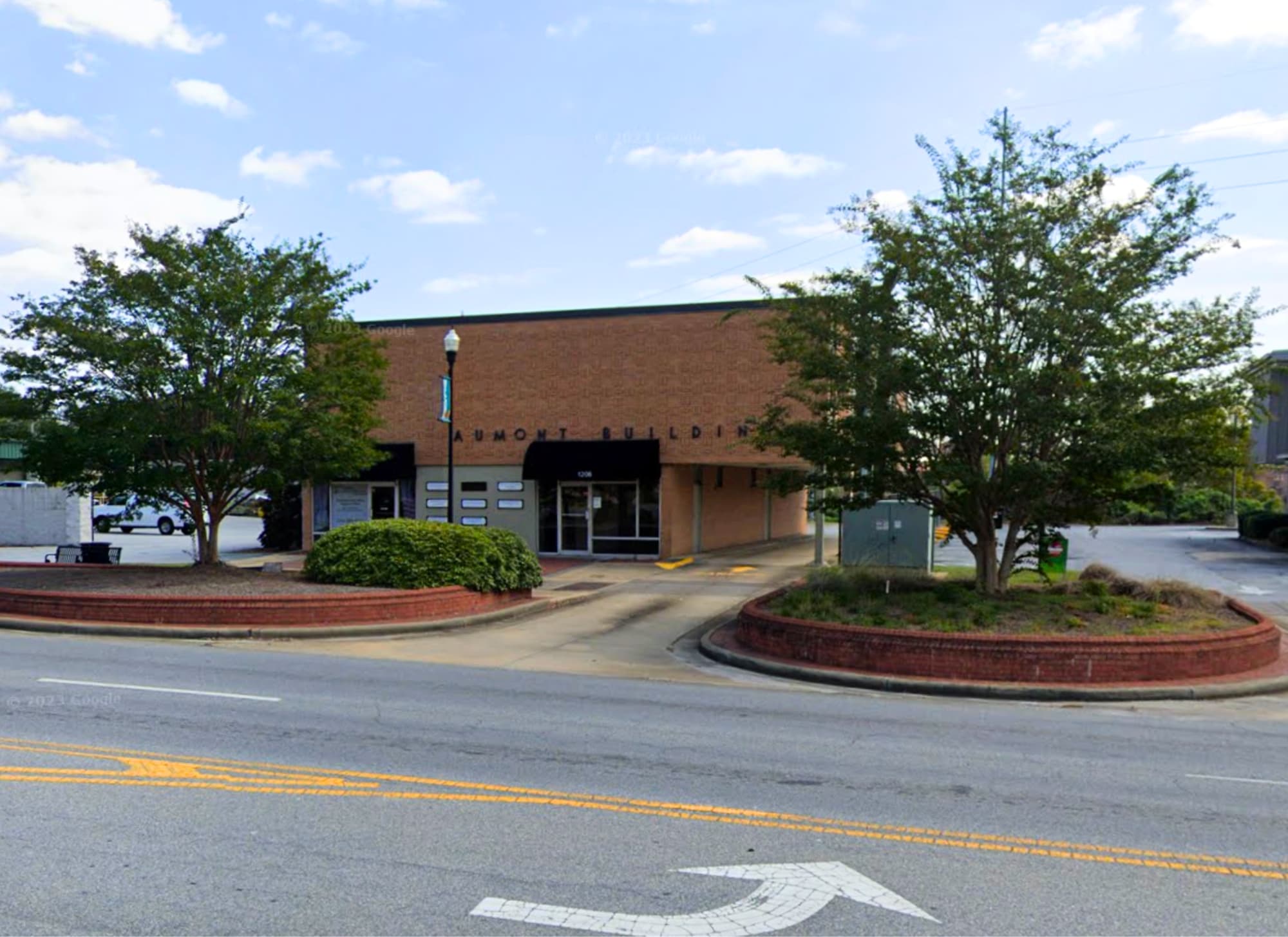 1208 Broad St, Phenix City, AL for lease Primary Photo- Image 1 of 12