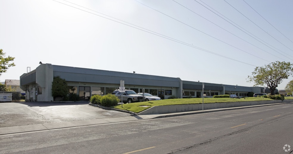 232-250 S Hillview Dr, Milpitas, CA for lease - Primary Photo - Image 1 of 14